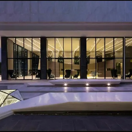 The Base , Ocean View With Balcony Best In Pattaya! *