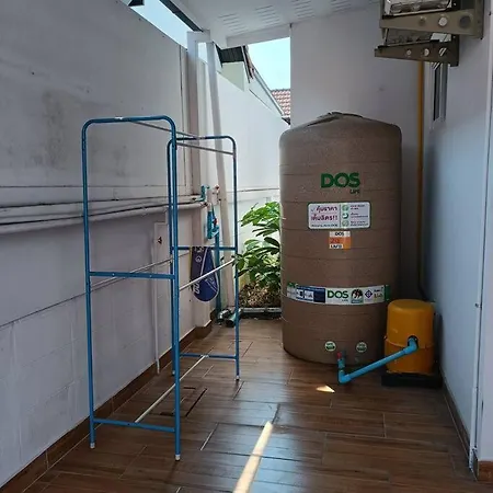 近步行街独栋泳池别墅 Villa