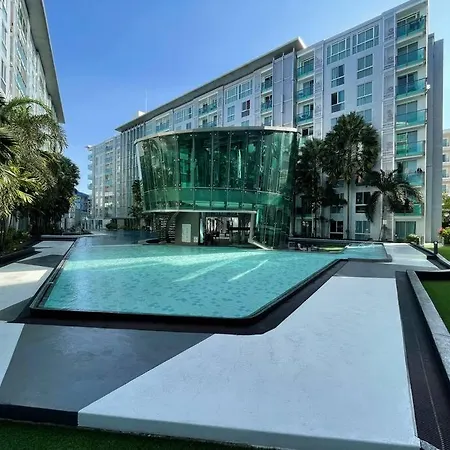 Stylish With Blazing Fast Fiber Internet, Pool, Sauna, Steam Room, Gym - Guest Friendly Apartment Pattaya