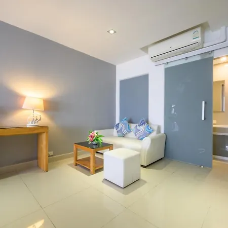 โรงแรม Cozy Resort, A Boutique 4*