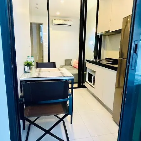 The Base Central 629 By Numam Apartment Pattaya