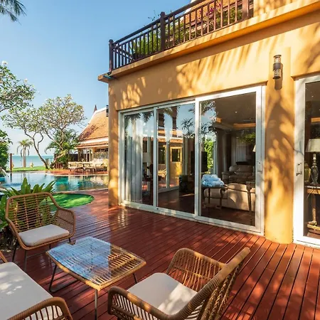 วิลล่า Gala Beachfront