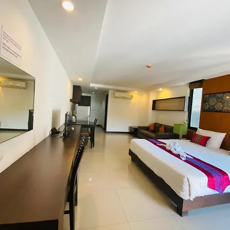 Tycoon By Goad Avadhess Hospitality 1km Walking Street โรงแรม