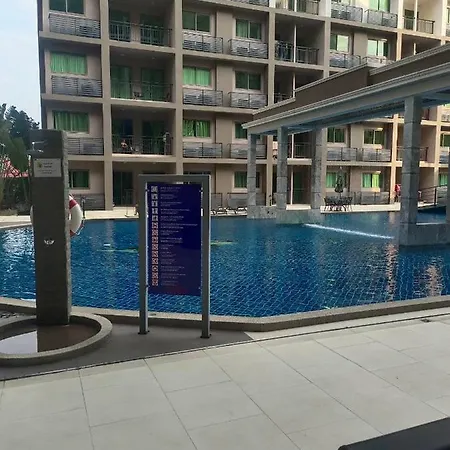 Arcadia Beach Resort *