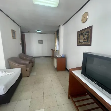 Residence Inn 3*