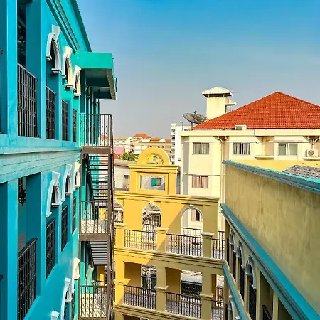 Hotel Quba By Montraj Pattaya