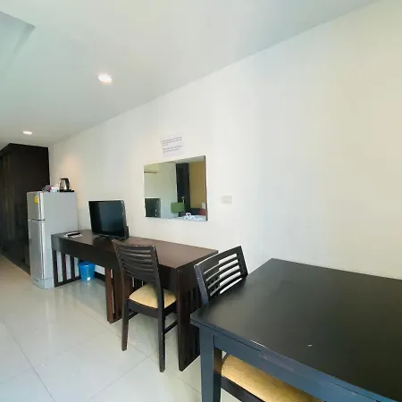 โรงแรม Tycoon By Goad Avadhess Hospitality 1km Walking Street