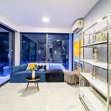Villa 芭提雅市中心泳池别墅 Pattaya