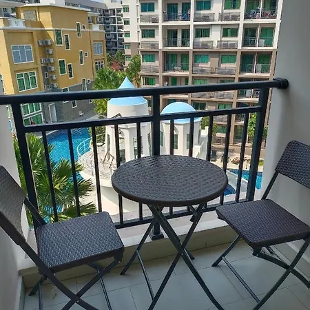 Arcadia Beach Resort Aparthotel Pattaya