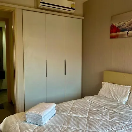 Unixx Near Walking Street อพาร์ทเม้น Pattaya