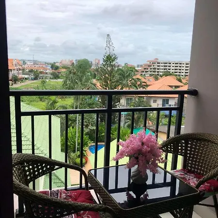 Arcadia Beach Resort Aparthotel *