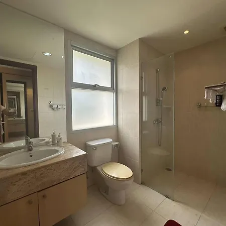 Best House Regent Pratumnak Apartment