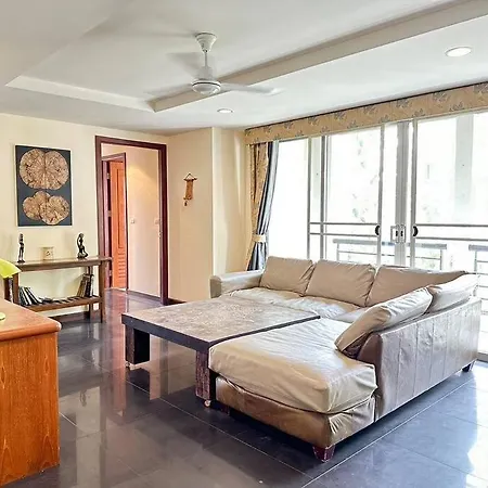 Best House Regent Pratumnak Apartment