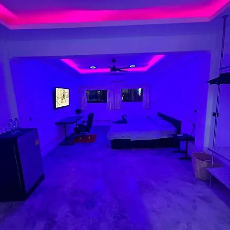 บ้านพัก Splash Bar And Pattaya