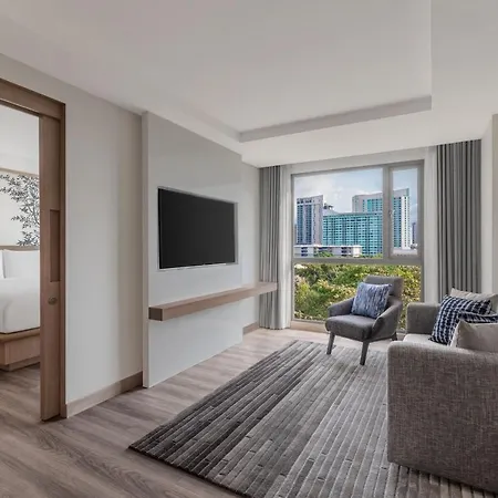 Courtyard By Marriott North Hotel 5*
