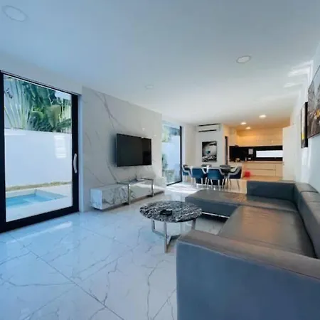 Marina 3 Center Modern Pool Villia Villa