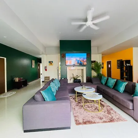 Rosewood Pool 1 โรงแรม