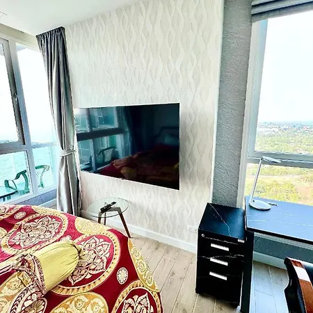 อพาร์ทเม้น Luxsl Luxurystyleoflife 4 Pattaya