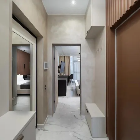 Lux Family Apartment