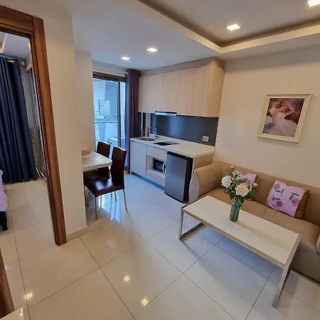 Hotel อาร์คาเดีย บีช คอนโดพัทยา วอล์คกิ้งสตรีท Arcadia Pattaya