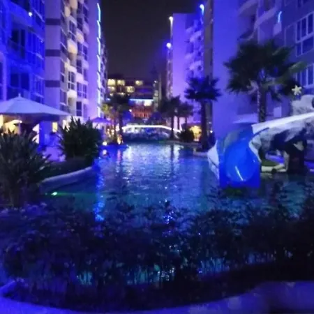 Central Grand Avenue 2 Bedroom Pattaya