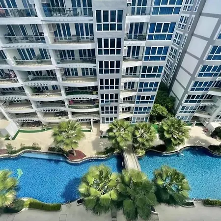Apartment Central Grand Avenue 2 Bedroom