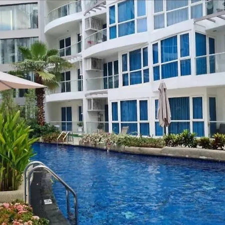 Central Grand Avenue 2 Bedroom Pattaya