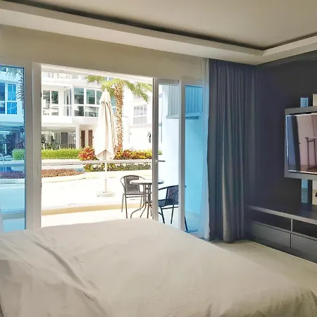 Apartment Grand Avenue By Yuli Pattaya