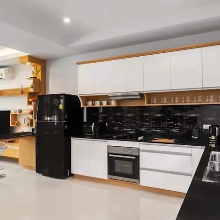 Lagoon Soi3 Pool 5bedroom Villa *