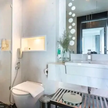 Pattay A High Floor Sea View 2bedoom Apartment Pattaya