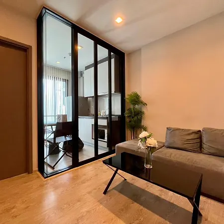 The Base By Fantasea Beach Apartment *