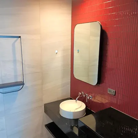 Edge Lux * Pattaya