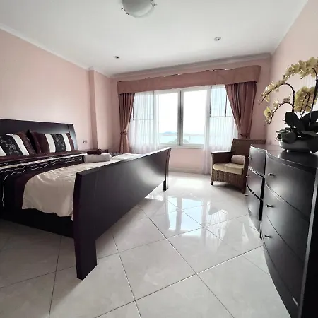 Wongamat 2 Bedroom Sea View * Pattaya