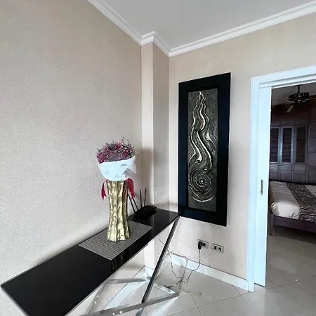 Wongamat 2 Bedroom Sea View Pattaya
