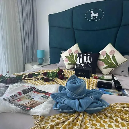 Villa 芭提雅棕榈园夏天顶级轰趴/4卧5卫网红泳池独栋别墅/可提供接机景点游艇低价预订服务 *