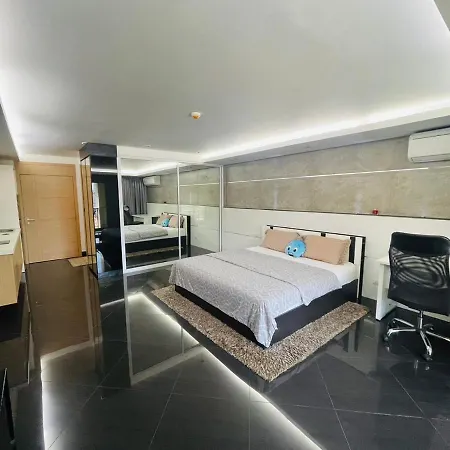 Superbe Studio 45 Sqm Central * Pattaya