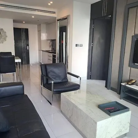 High Floor Sea View 2 Bedroom Apartment *