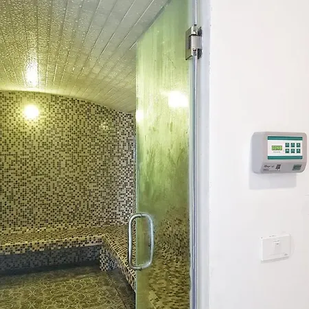 Apartment Grand Avenue By Yuli Pattaya
