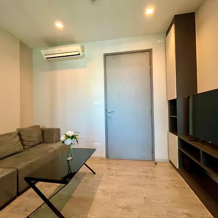 The Base By Fantasea Beach Apartment Pattaya