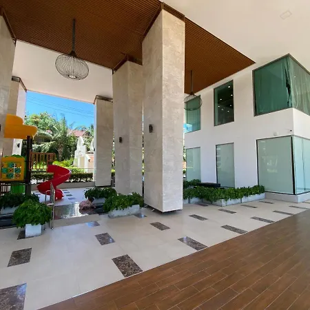 Apartment The Peak Towers 28 Floor Studio With Sea View Pattaya