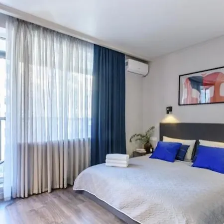 Apartment Beautiful In *