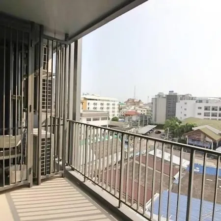 Apartment The Base Central 2 Bedrooms Pattaya