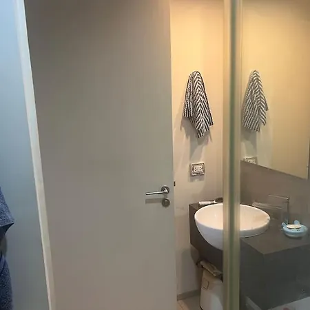 Komplett-wohnung Beste Lage