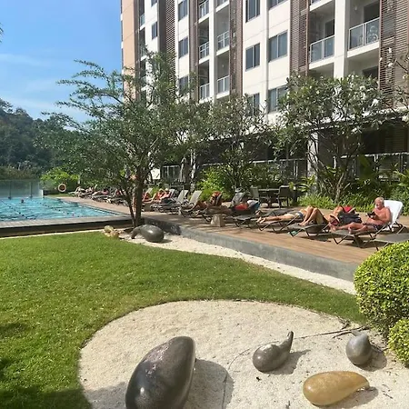 Komplett-wohnung Beste Lage Apartment