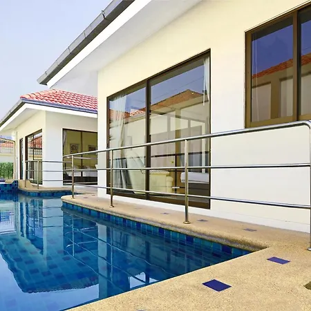 วิลล่า Avoca Pool Pattaya