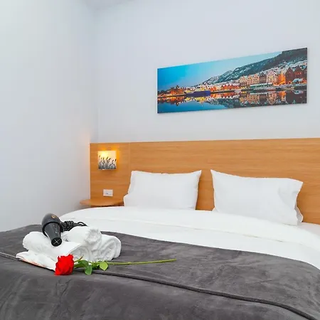 Relax Pool Near Walking Street,jacuzzi ,bbq 5bed 6bath House54 Pattaya