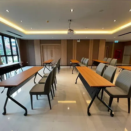 Lewit Pattaya, A Member Of Radisson Individuals 5*