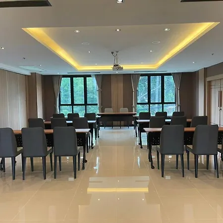 Lewit Pattaya, A Member Of Radisson Individuals โรงแรม