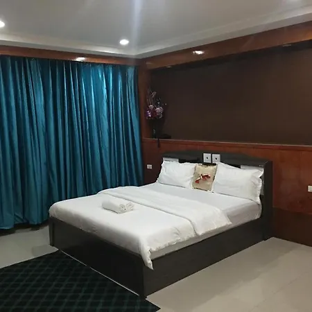 New Pind Balluchi Hotel Pattaya