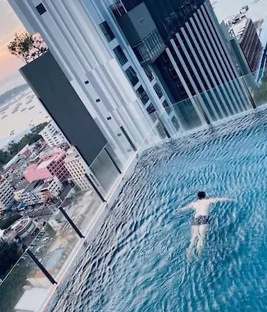 The Base Quiet King-bed With Infinity Pool & Free Netflix *
